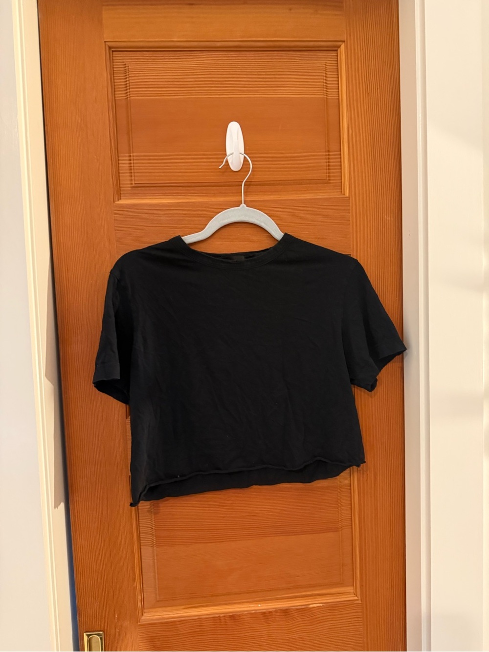 Theory Classic Black Cropped Tee